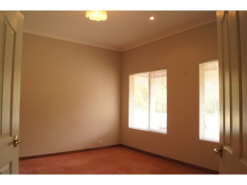 30 Banksia Tce, South Yunderup WA 6208