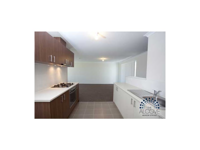 1 Chadwell Close, Meadow Springs WA 6210