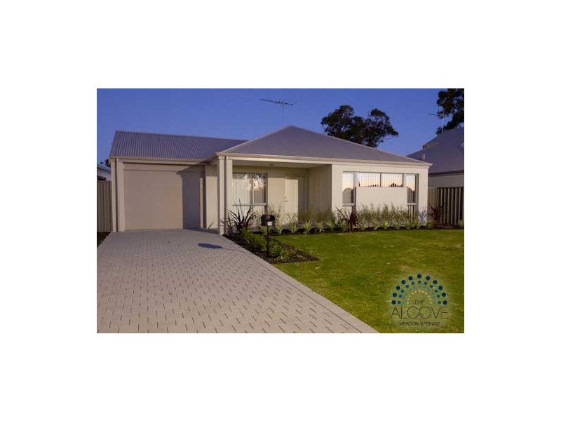 15 Chadwell Close, Meadow Springs WA 6210