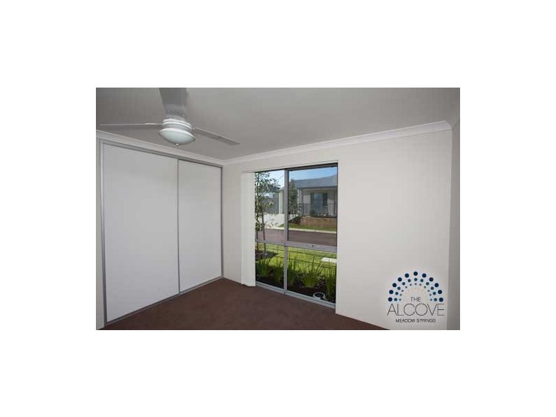 17 Chadwell Close, Meadow Springs WA 6210