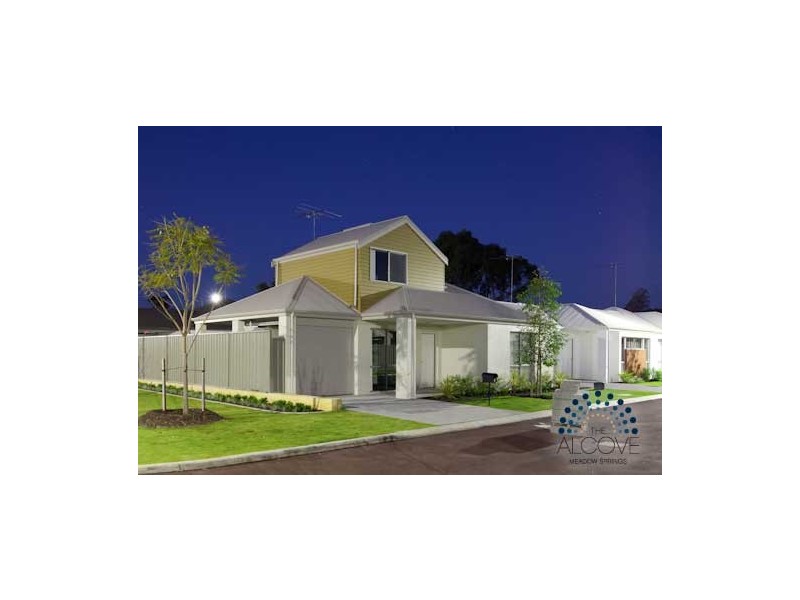 1 Doral Elbow, Meadow Springs WA 6210