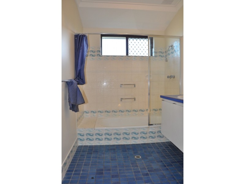 4/15 Hall St, Mandurah WA 6210