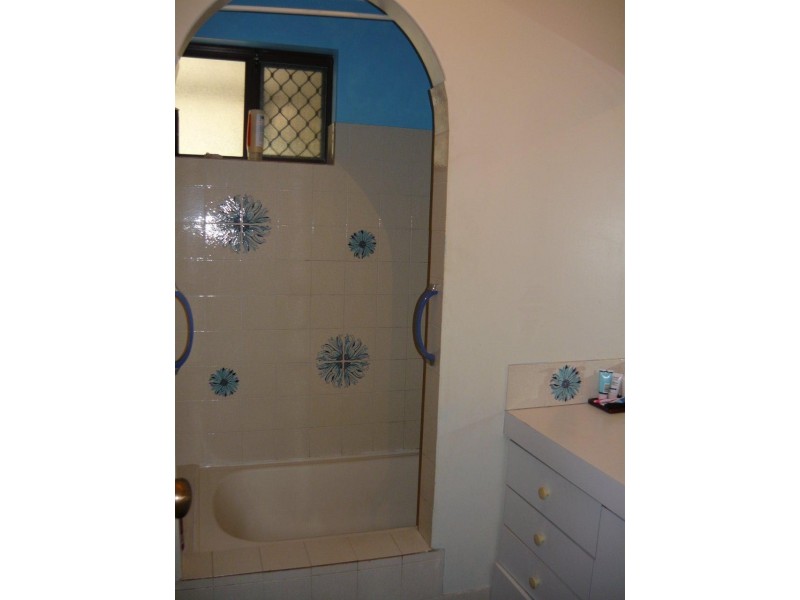 5 Evandale Street, Dudley Park WA 6210