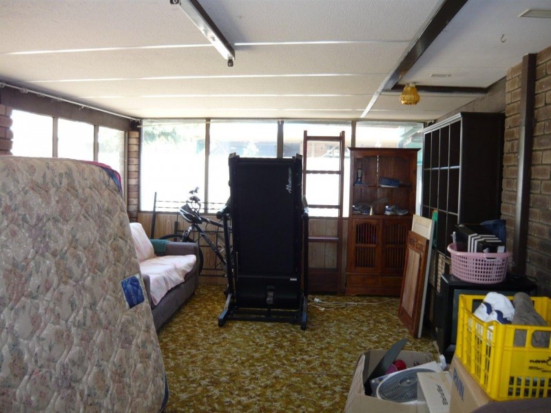 5 Evandale Street, Dudley Park WA 6210