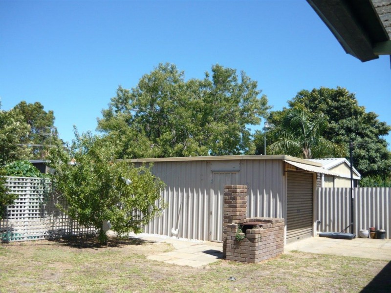 5 Evandale Street, Dudley Park WA 6210