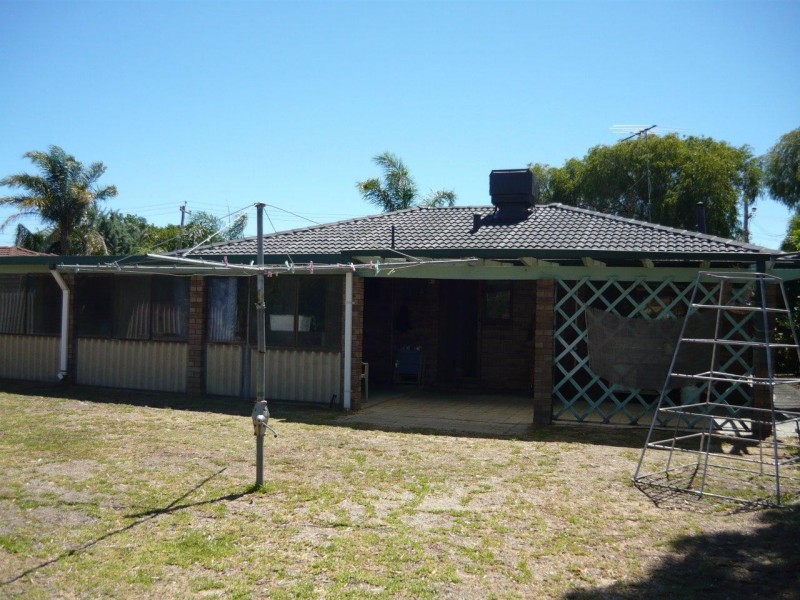 5 Evandale Street, Dudley Park WA 6210