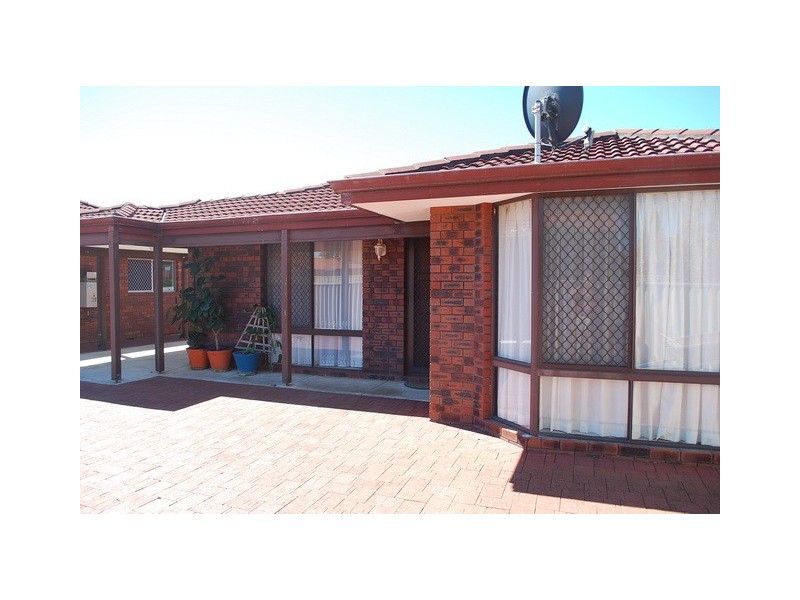 31 Sholl Street, Mandurah WA 6210