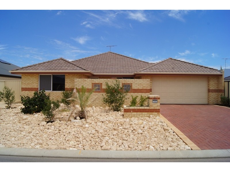4 Bertha Loop, Dudley Park WA 6210