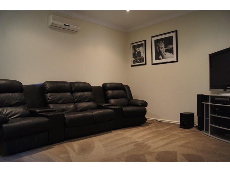 52 Murray Waters Blvd, South Yunderup WA 6208