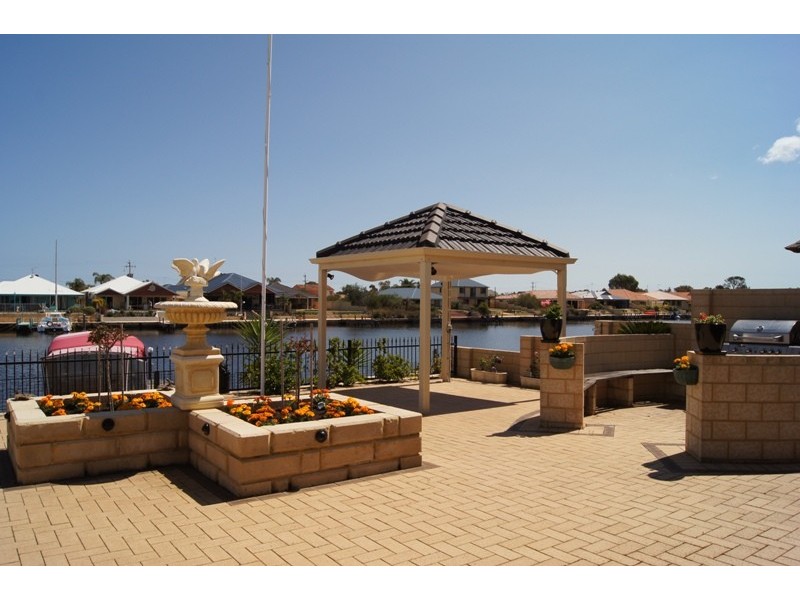 52 Murray Waters Blvd, South Yunderup WA 6208