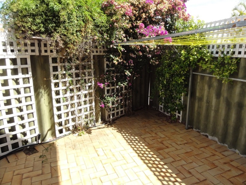 1/1 Fitzroy Close, Dudley Park WA 6210