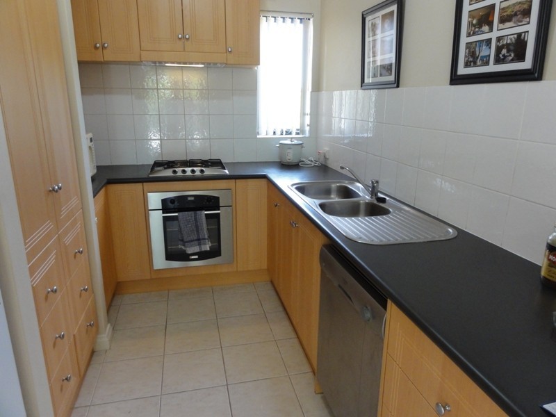 2/15 Peel Street, Mandurah WA 6210