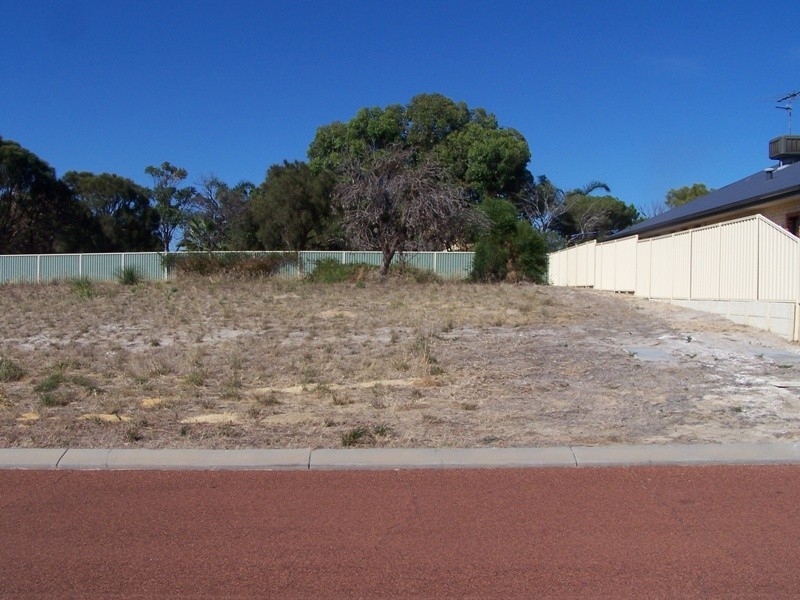 38 Peppertree Close, Wannanup WA 6210