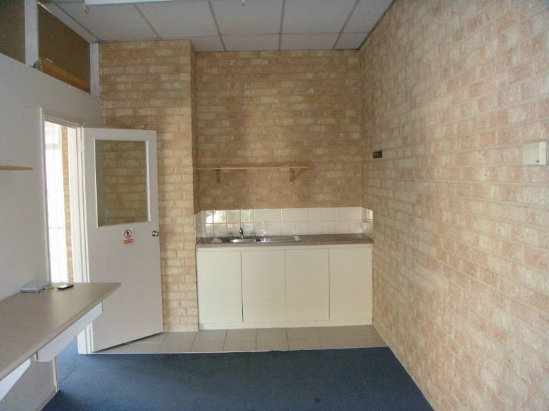 38 Pinjarra Road, Mandurah WA 6210