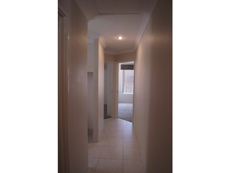 24 Hamlet Pass, Pinjarra WA 6208