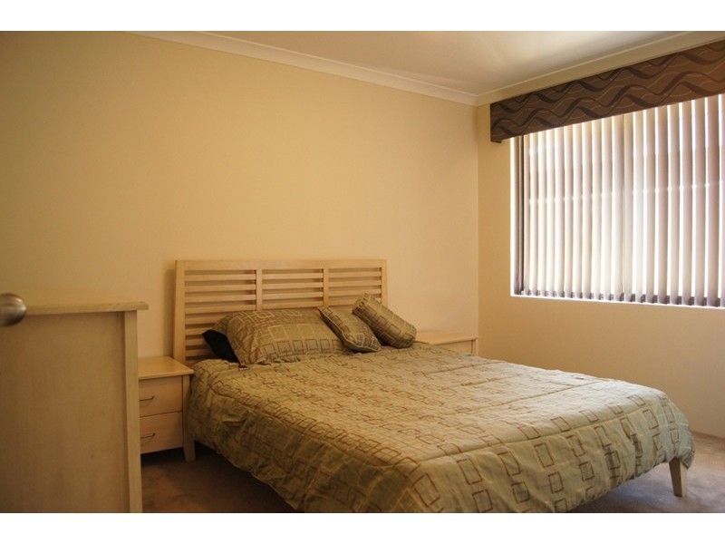 24 Hamlet Pass, Pinjarra WA 6208