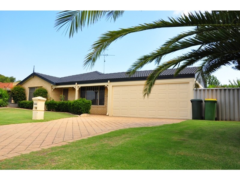 2 Dior Place, Greenfields WA 6210