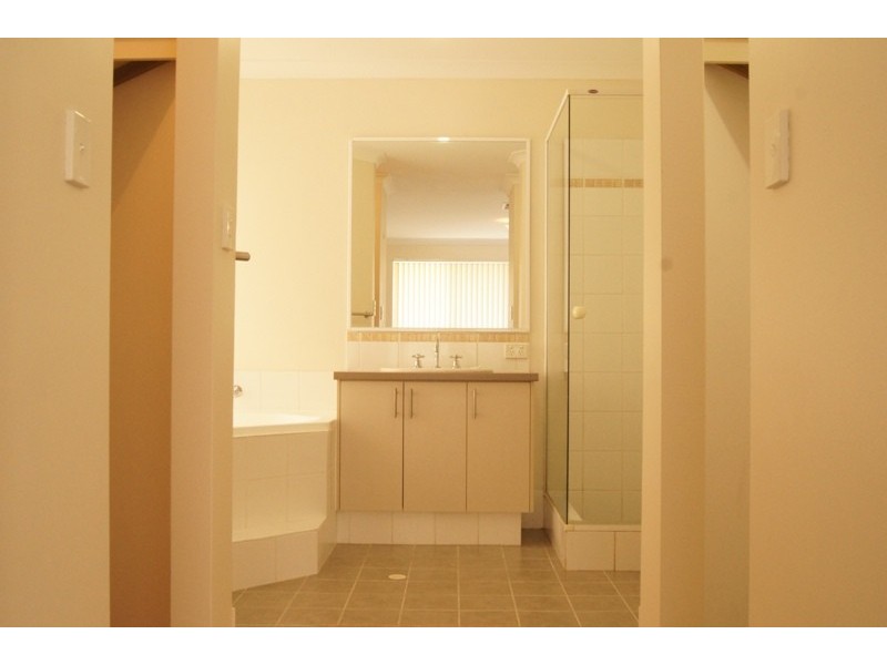 29 Hudson Drive, Dudley Park WA 6210