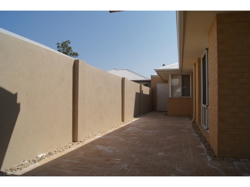 29 Hudson Drive, Dudley Park WA 6210