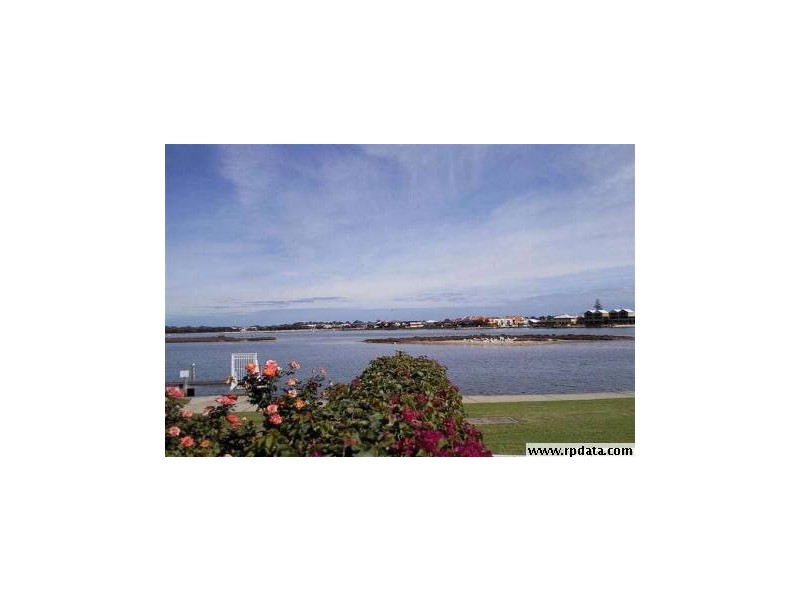 Unit 10 / 11 Leslie Street, Dudley Park WA 6210