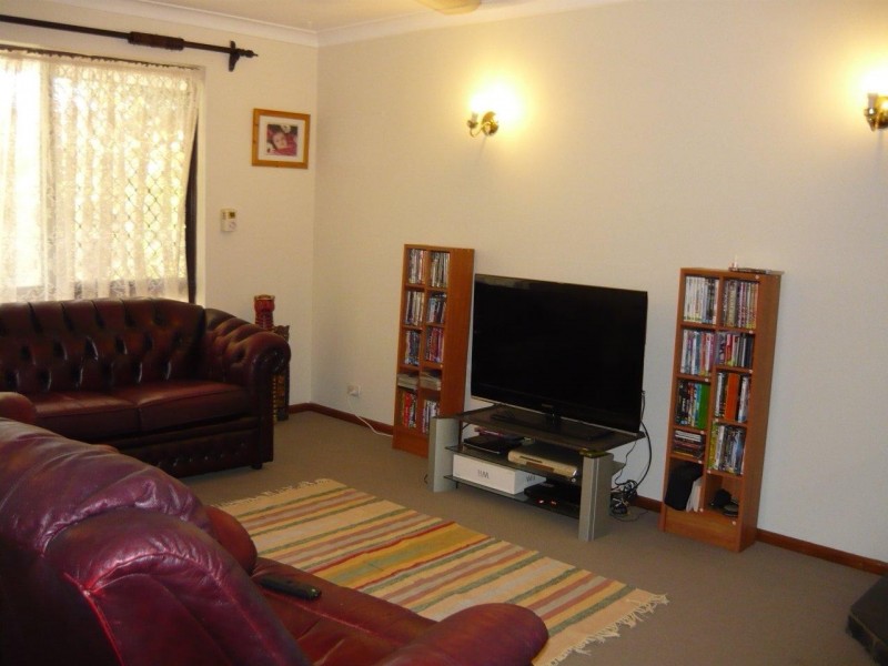 5  Evandale Street, Dudley Park WA 6210