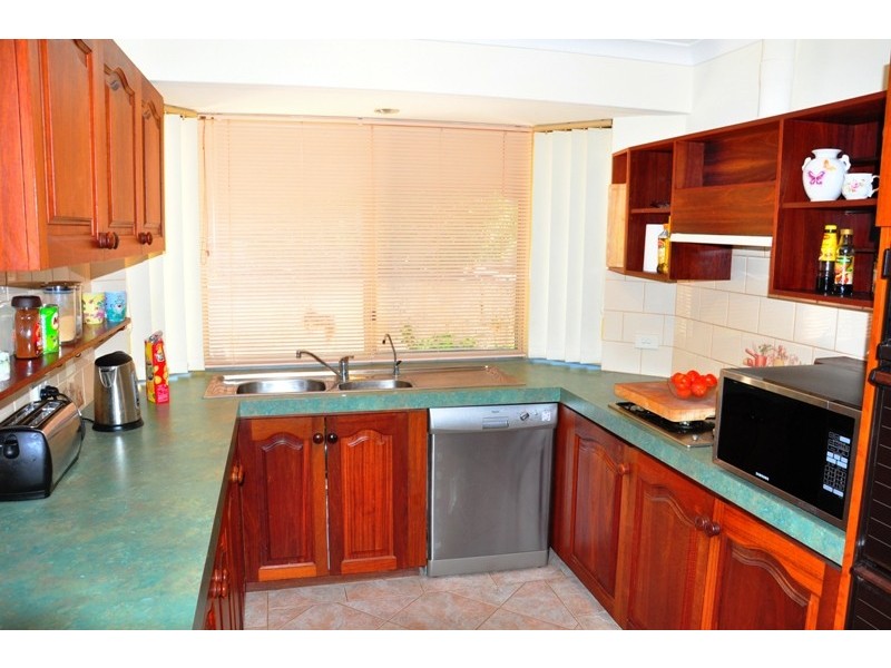 9b Sage Court, Halls Head WA 6210