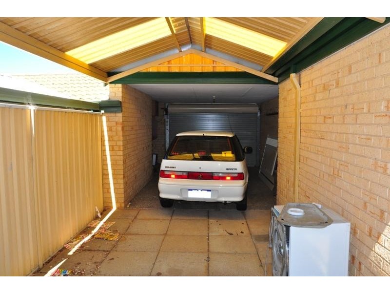 9b Sage Court, Halls Head WA 6210