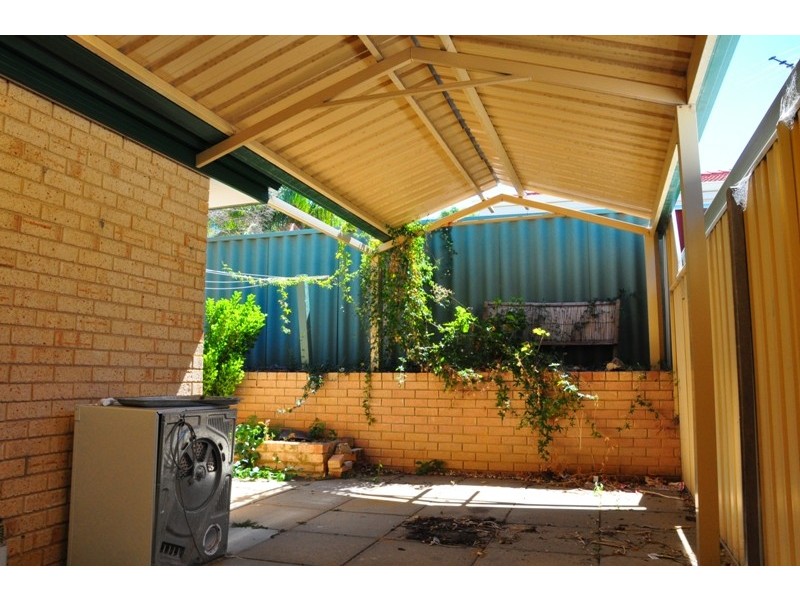 9b Sage Court, Halls Head WA 6210