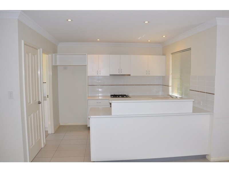 14 Zamia Loop, Wannanup WA 6210
