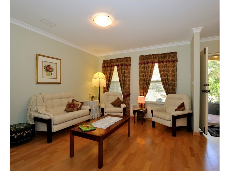 33 Willoughbridge Crescent, Erskine WA 6210