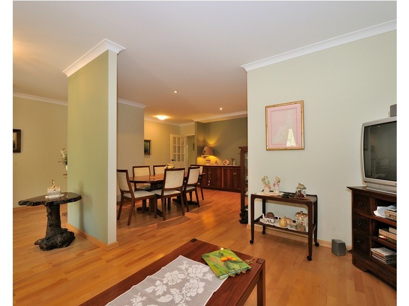 33 Willoughbridge Crescent, Erskine WA 6210