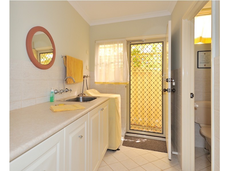 33 Willoughbridge Crescent, Erskine WA 6210