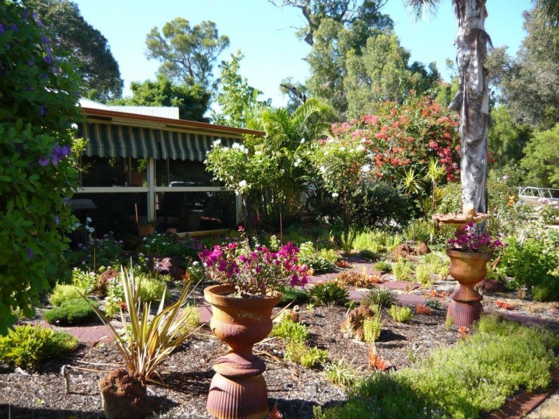 7 GREENWOOD WAY, Barragup WA 6209