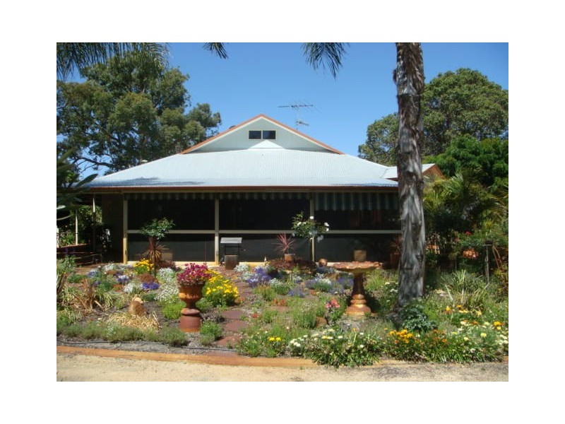 7 GREENWOOD WAY, Barragup WA 6209
