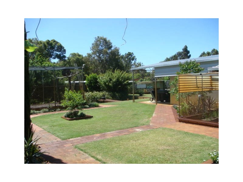 7 GREENWOOD WAY, Barragup WA 6209