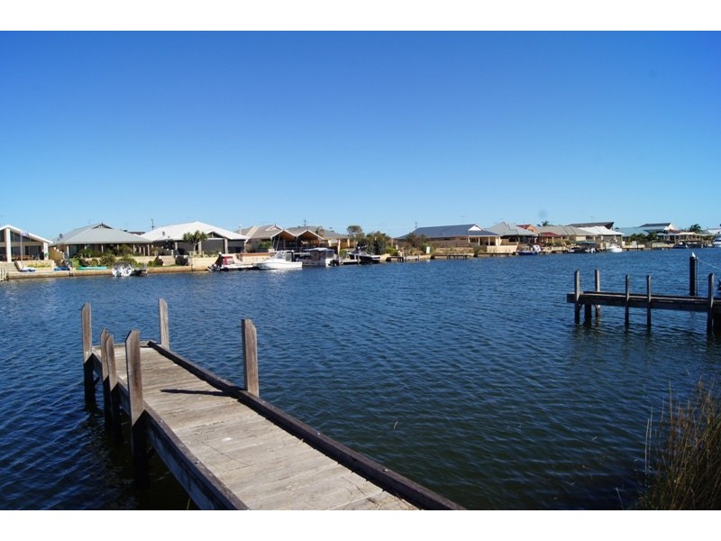 88 Murray Waters Blvd, South Yunderup WA 6208