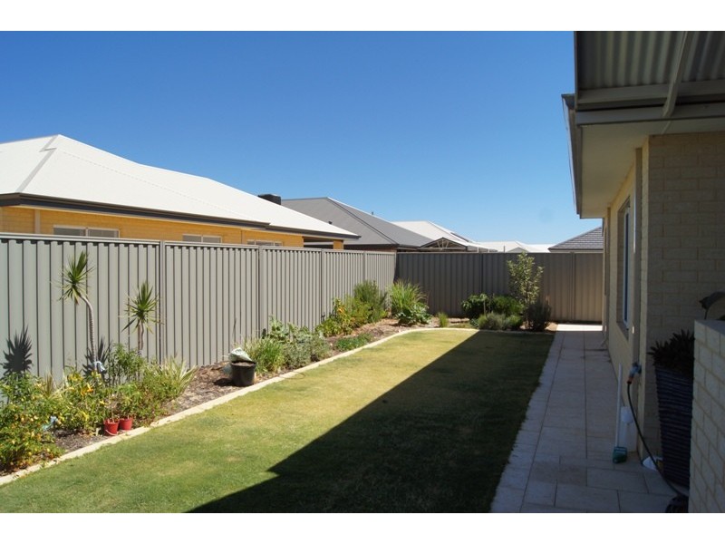 130 Countess Cct, South Yunderup WA 6208