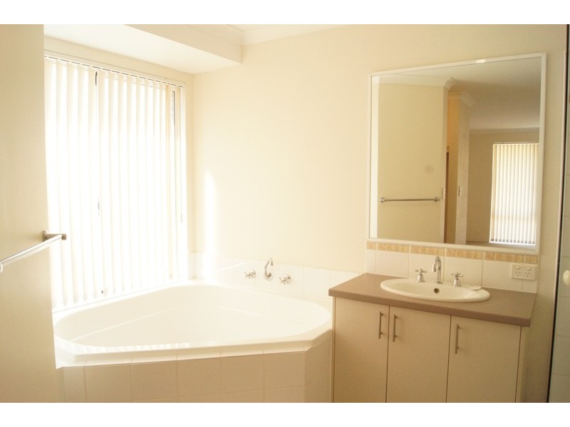 29 Hudson Drive, Dudley Park WA 6210