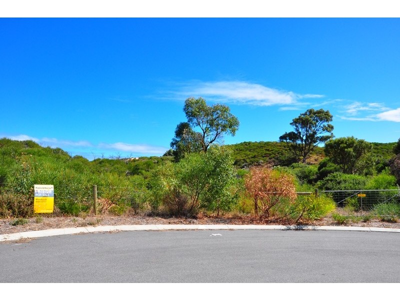 14 Figtree Lane., Golden Bay WA 6174