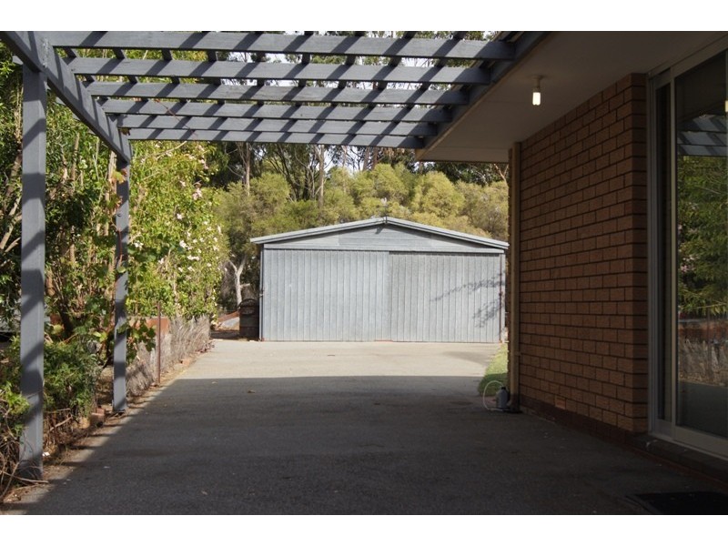 200 Banksia Tce, South Yunderup WA 6208