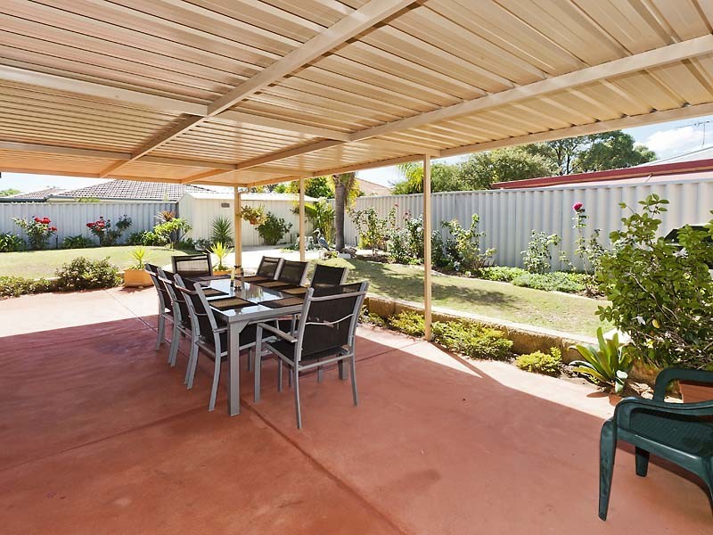 11 Augusta Mews, Meadow Springs WA 6210