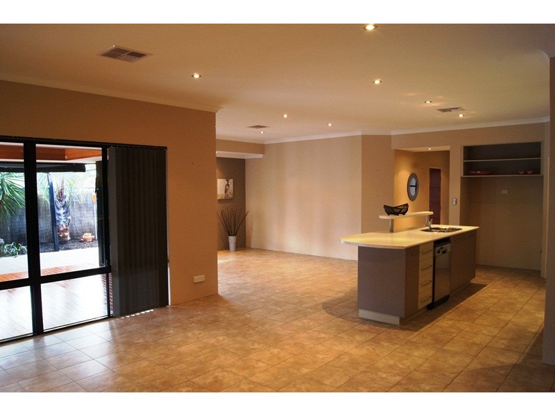 1B Yunderup Rd, South Yunderup WA 6208