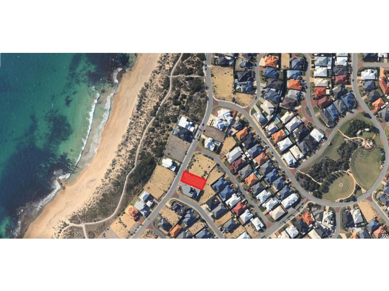 76 Boardwalk Blvd, Halls Head WA 6210