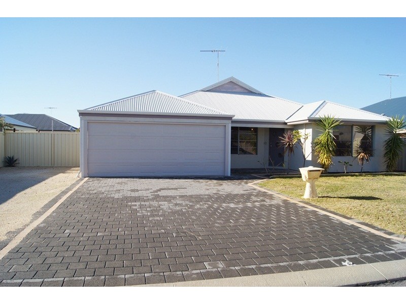 3 Bertha Loop, Dudley Park WA 6210