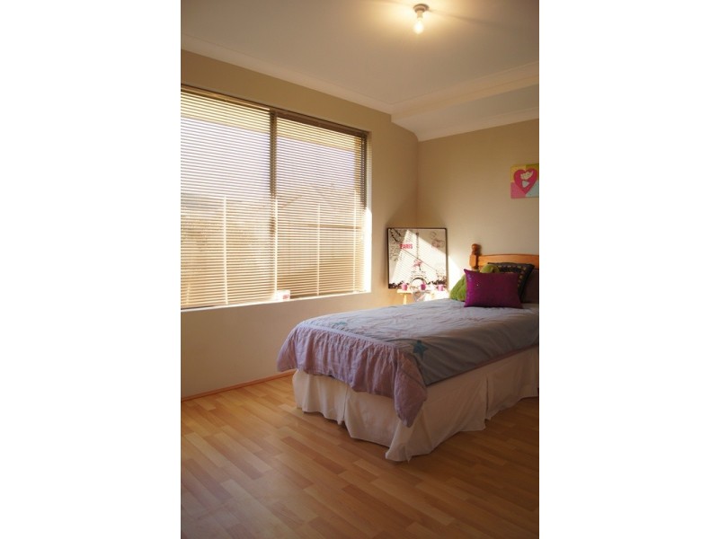 3 Bertha Loop, Dudley Park WA 6210