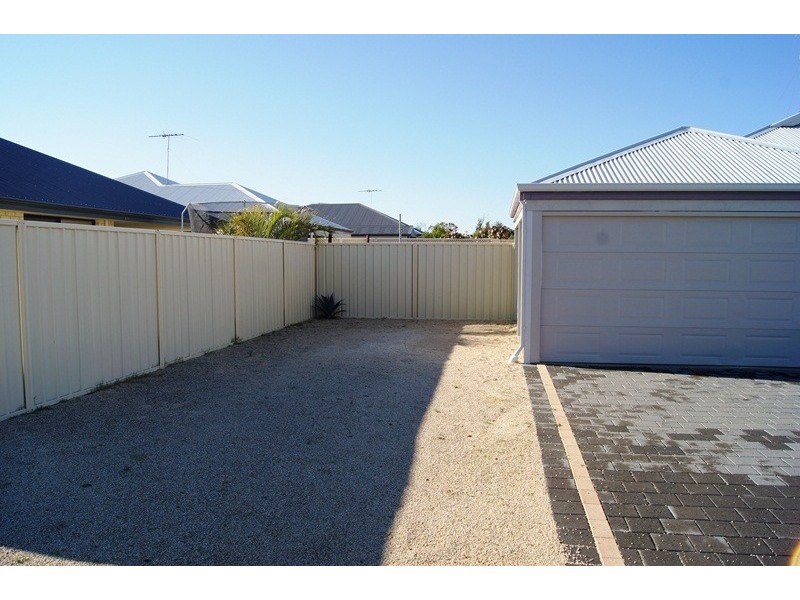 3 Bertha Loop, Dudley Park WA 6210