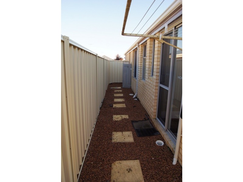 3 Bertha Loop, Dudley Park WA 6210