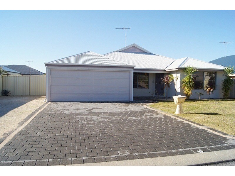 3 Bertha Loop, Dudley Park WA 6210