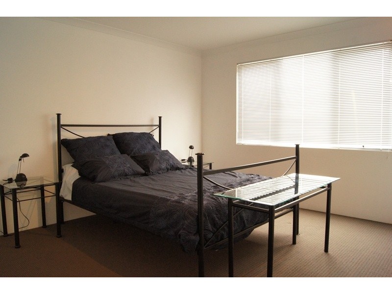 97 Lake Valley Drive, Lakelands WA 6180