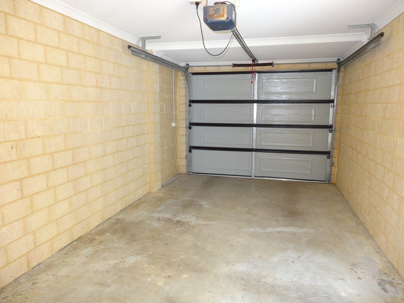 8/70 Waldron Bvd, Greenfields WA 6210